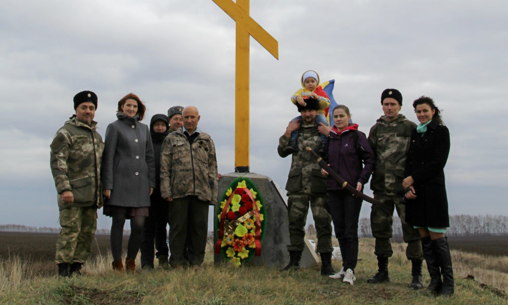 Тамбовский казачий округ установил новый крест на Татарском валу.
