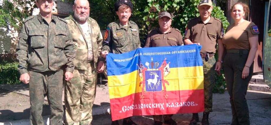 Воронежское представительство посетило ЛНР с гуманитарной миссией.