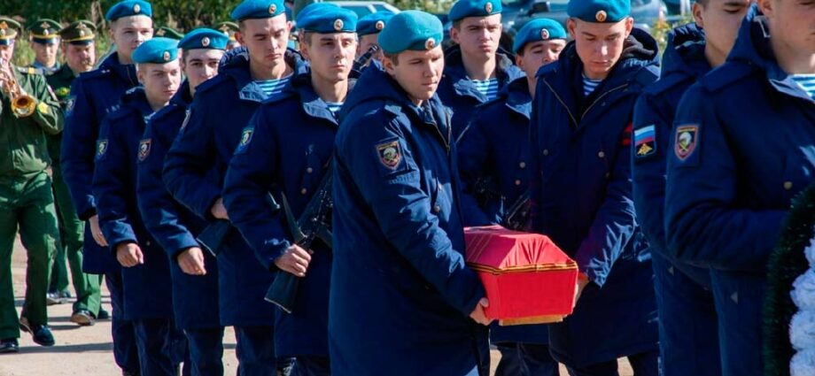 Ивановской области перезахоронили останки героя Великой Отечественной войны.